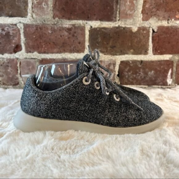 Allbirds Women’s Gray Wool Runners Sneaker Running Shoe Sz 7 - Picture 1 of 10